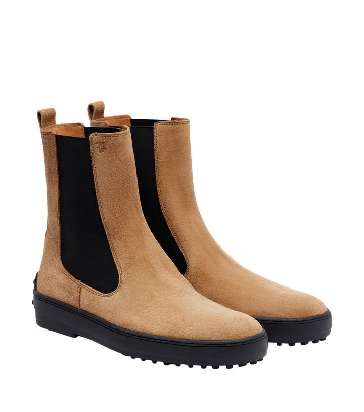 Photo: Tod's Suede Chelsea boots