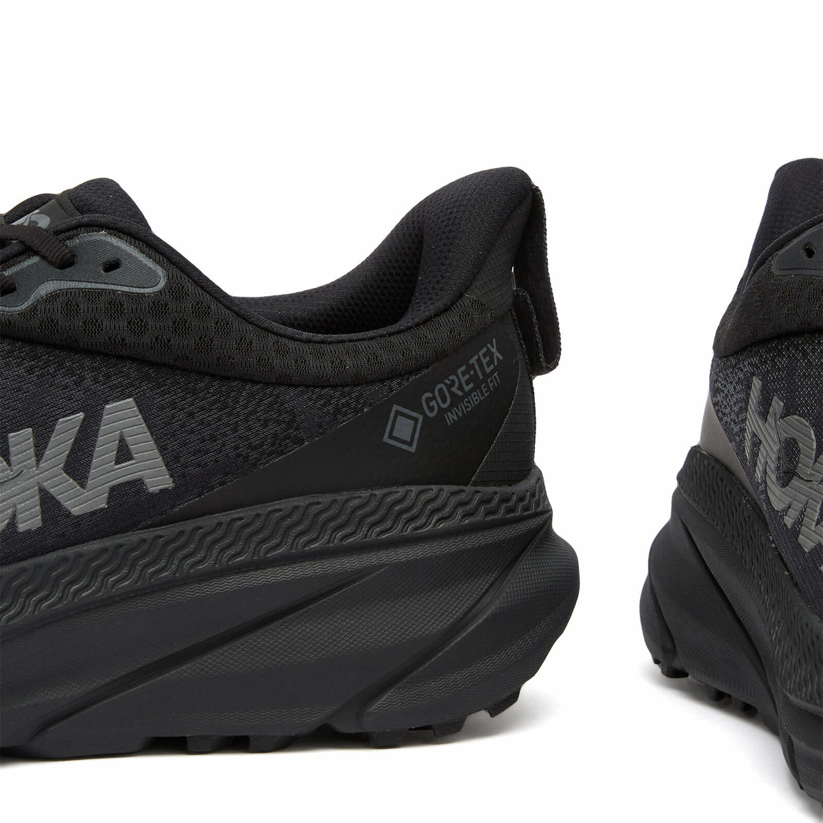 HOKA ONE ONE M Challenger Atr 7 Gtx Sneaker in Black