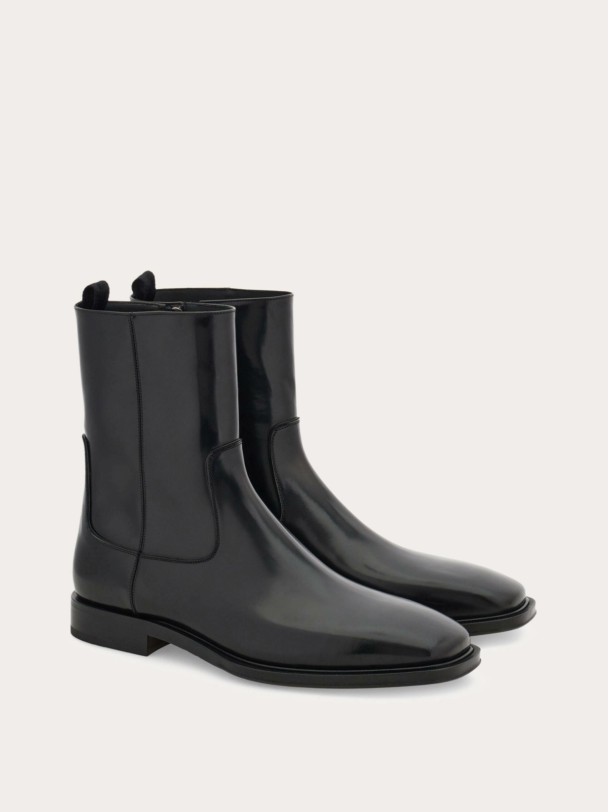 Ferragamo Mens Ankle boot in Black