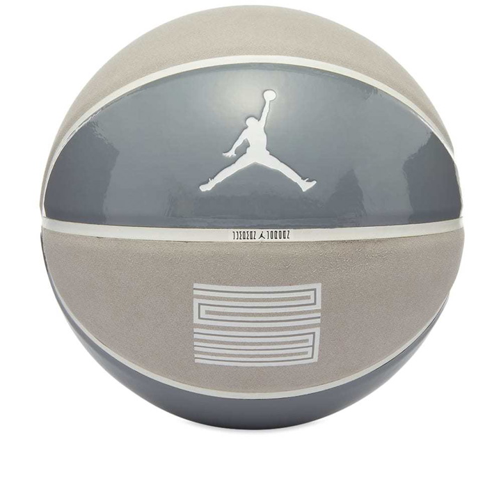 Photo: Nike Jordan Premium Basketball