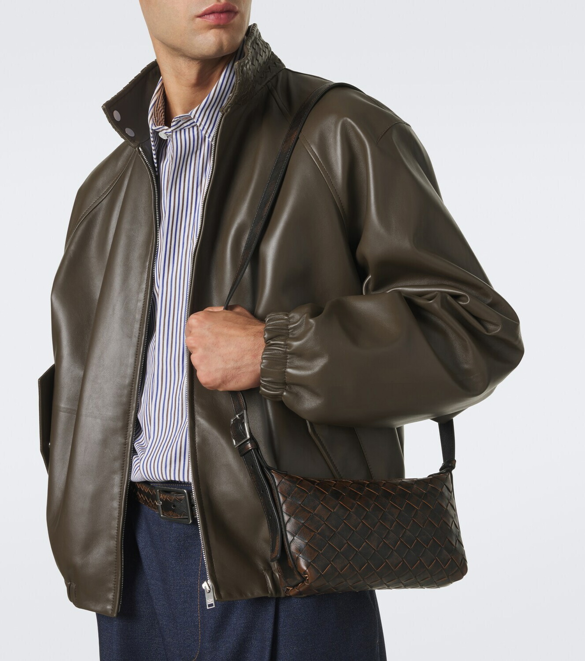 Bottega Veneta Traveler Intrecciato leather phone pouch