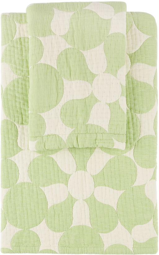 Photo: Dusen Dusen Green & White Penrose Bed Set, Full/Queen