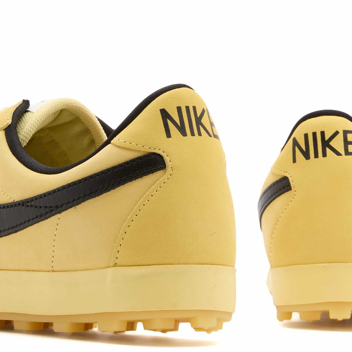Nike Astrograbber Qs Sneaker in Soft Yellow/Sail/Orange