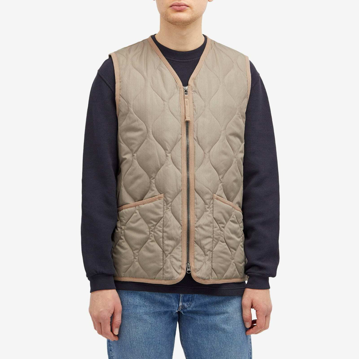 TAION MILITARY V NECK W-ZIP DOWN VEST (SOFT SHELL