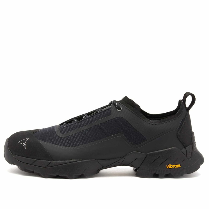 Photo: ROA Men's Katharina Light Sneaker in Black
