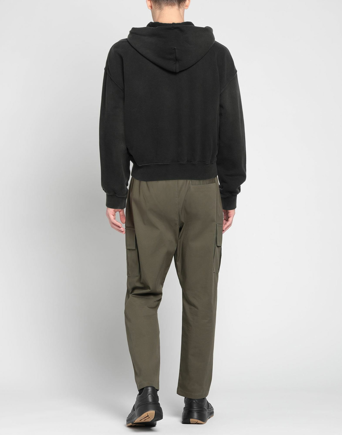 Off-white Mens Sweatshirt in Black
