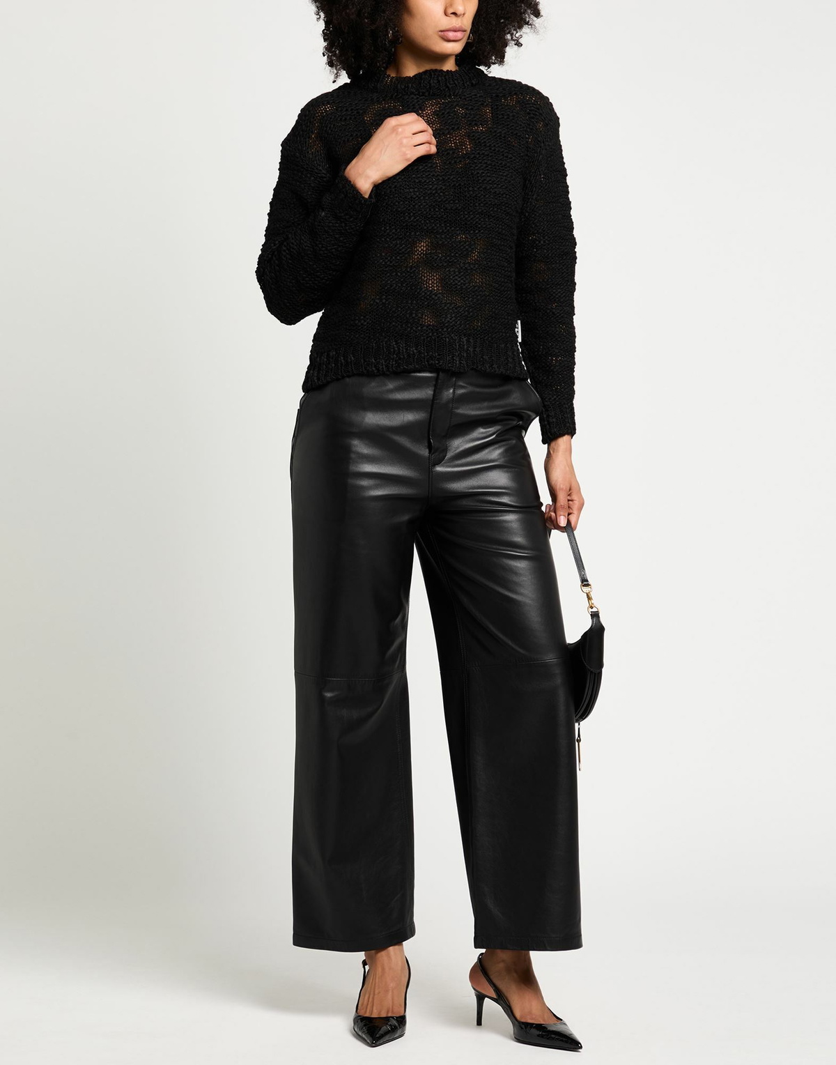 Berna Womens Sweater in Black