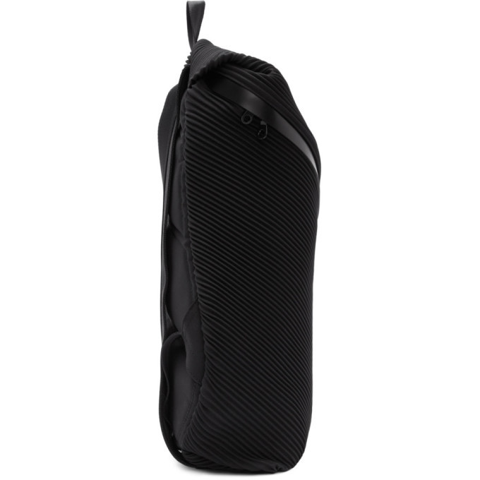 Pleats Please Issey Miyake Black Single Zip Bias Pleats Backpack