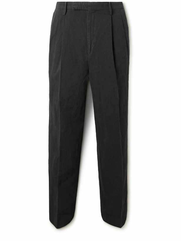 Photo: Kaptain Sunshine - Straight-Leg Pleated Cotton and Linen-Blend Gabardine Suit Trousers - Black