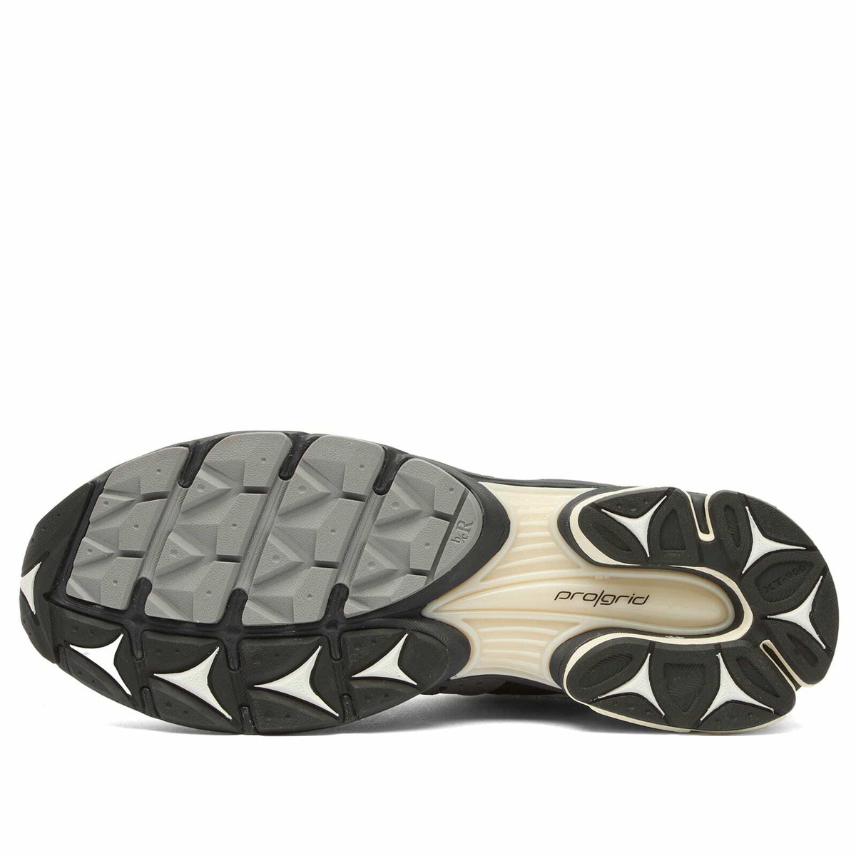 Saucony Progrid Paramount Sneaker in Black/White