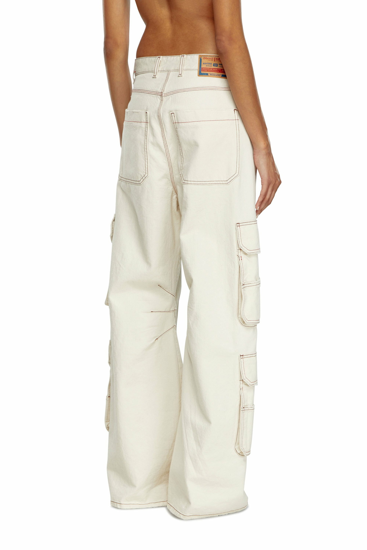 Diesel Relaxed Jeans - 1996 D-Sire - Jeans Womens in White Diesel