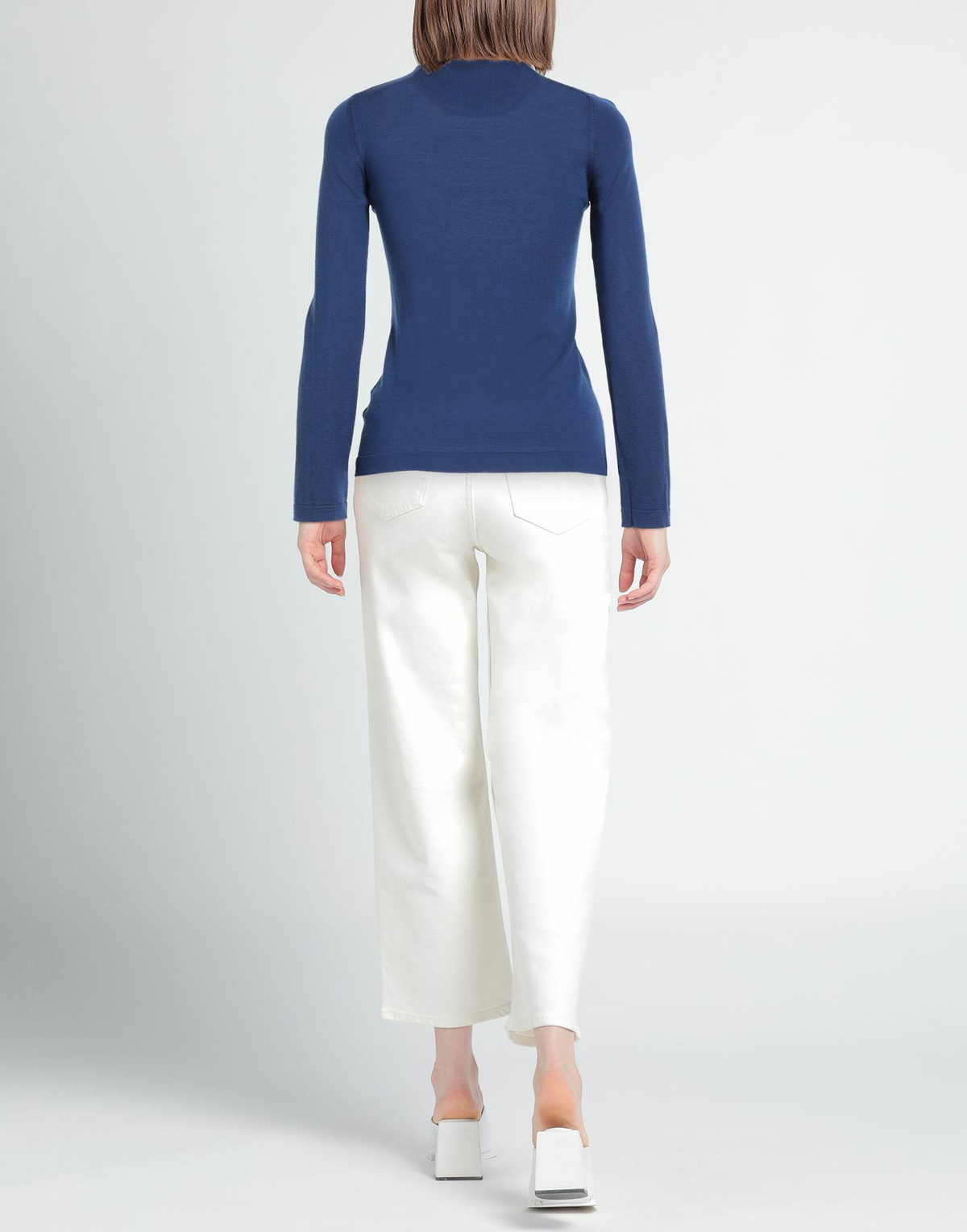 Goes Botanical Womens Turtleneck in Navy