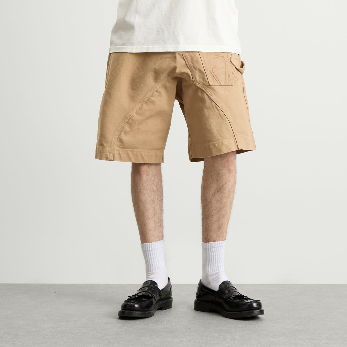 JW Anderson Men's Twisted Workwear Shorts in Flax JW Anderson