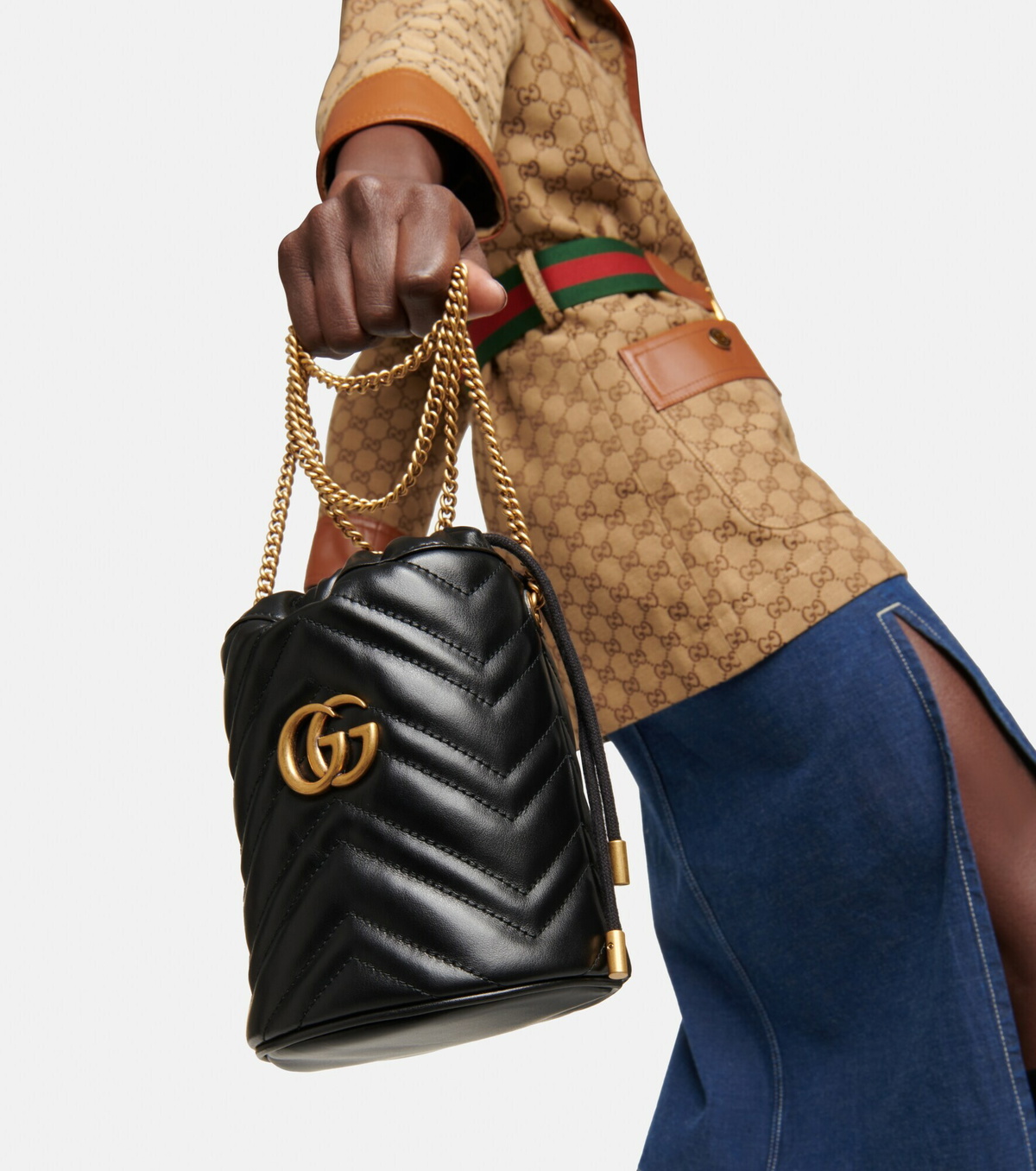 Marmont bucket bag online gucci