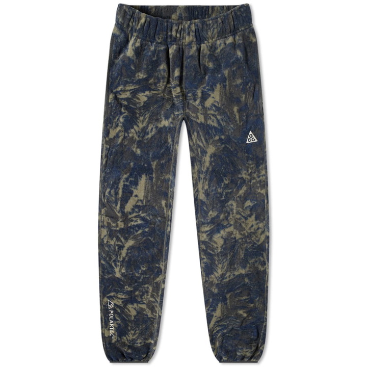 Photo: Nike ACG Wolf Tree Print Fleece Pant