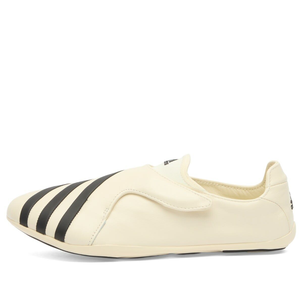 Adidas x Pharrell Yoga Vario Sneaker in Core Black/Chalk White