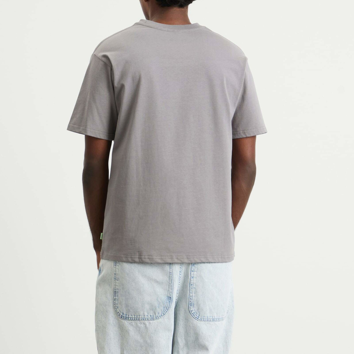 POSTAL Men's Spider T-Shirt in Concrete