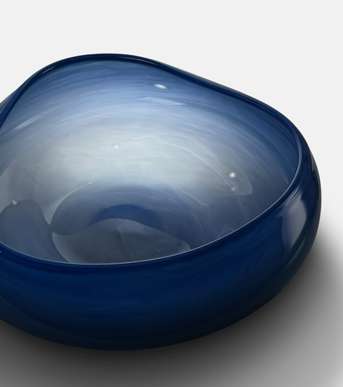 Alexa Lixfeld Gravity glass bowl