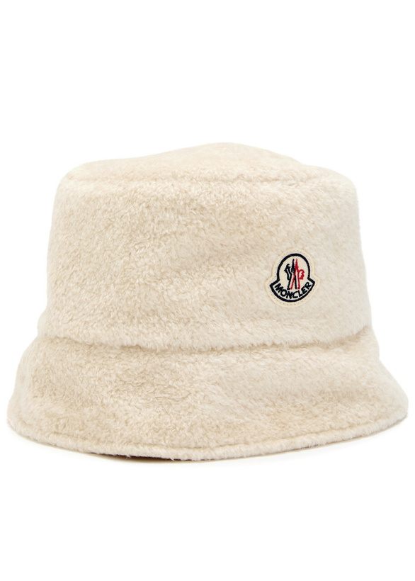Photo: Moncler Reversible Logo Fleece and Shell Bucket hat Cream