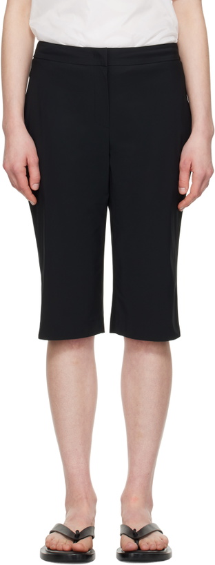 Photo: AMOMENTO Black Bermuda Shorts