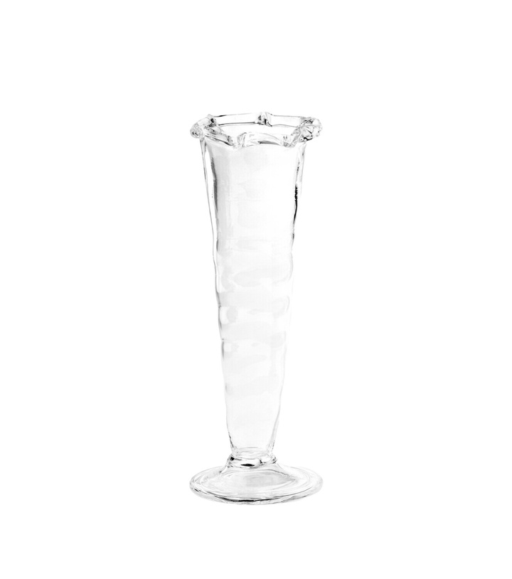Photo: Alexander Kirkeby Small crystal vase