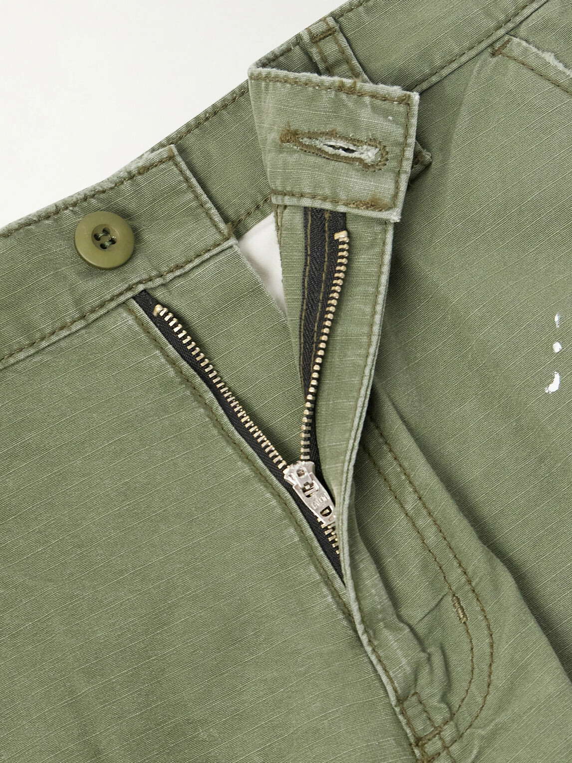 Cherry Los Angeles - Camouflage Paint-splattered Cargo Straight-leg Shorts - Green