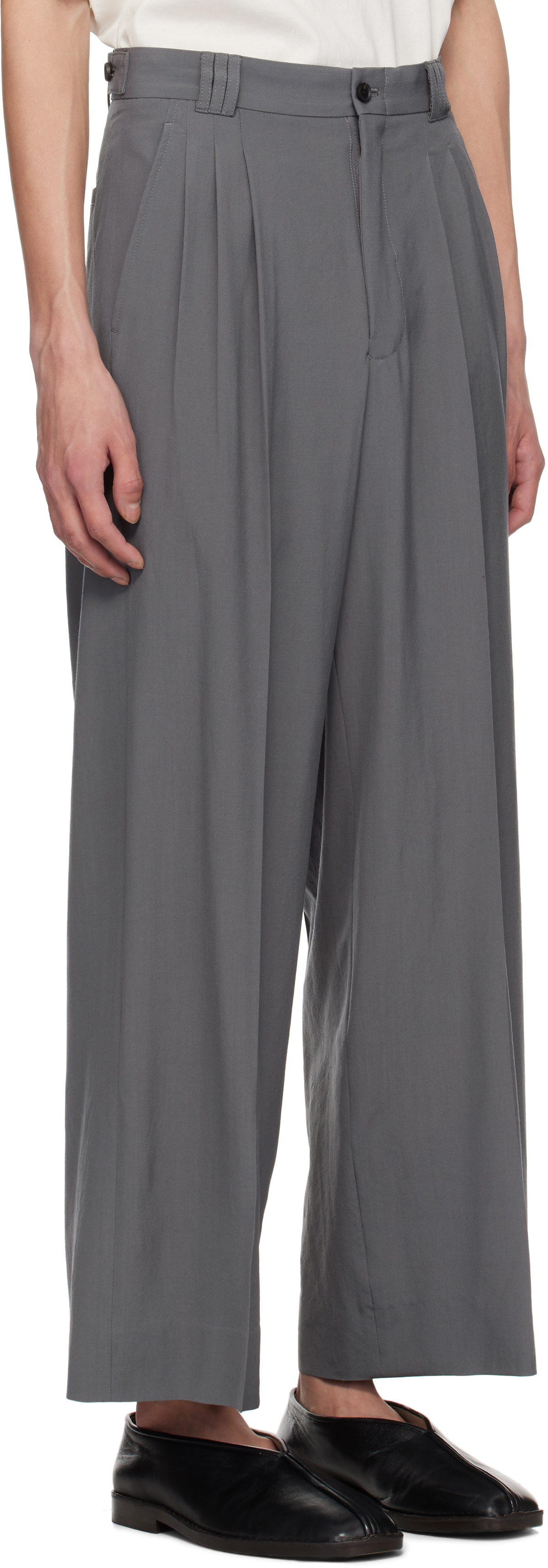 YOKE Gray 3Pleated Trousers