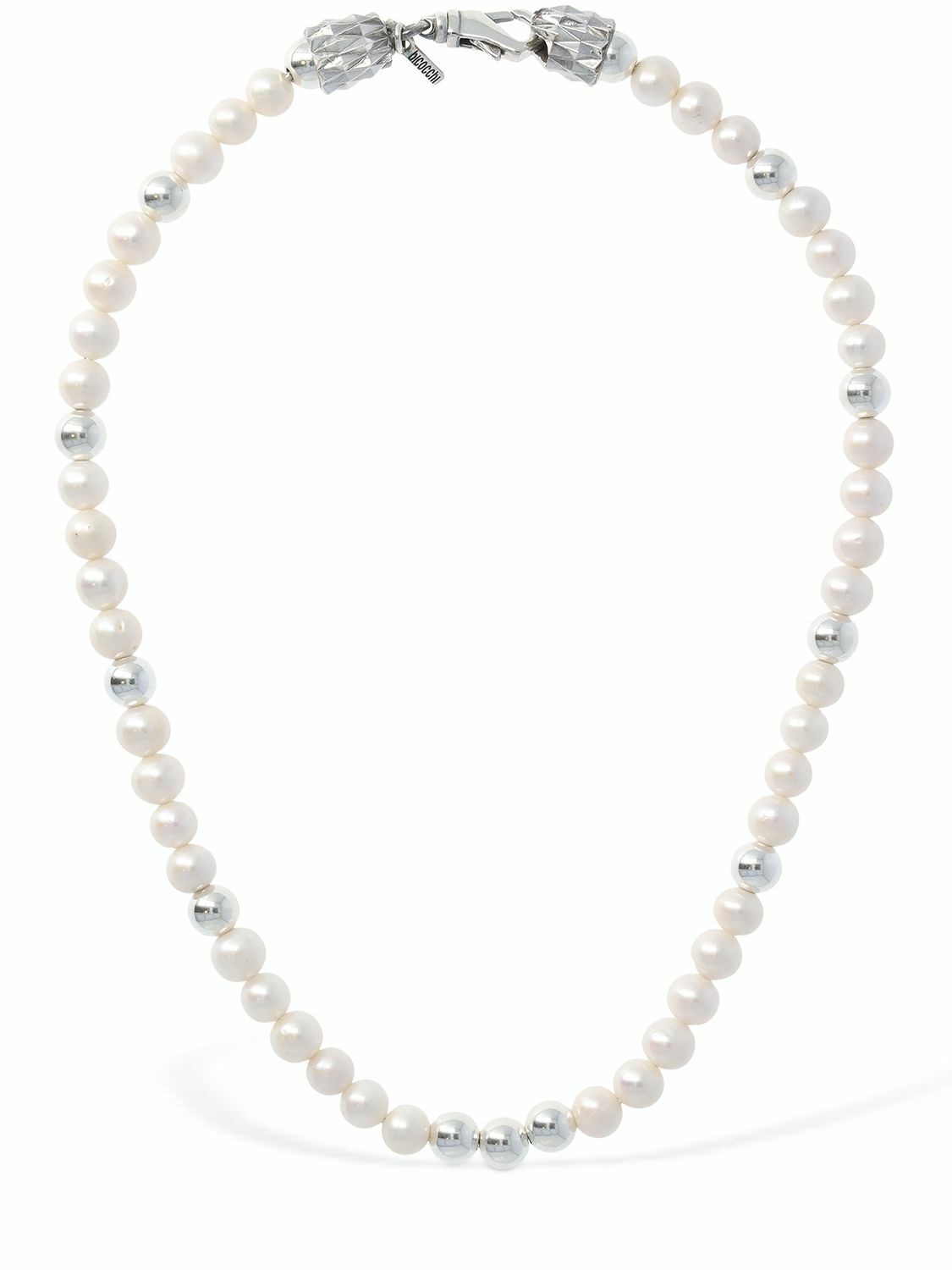 Photo: EMANUELE BICOCCHI - Pearl Chain Collar Necklace