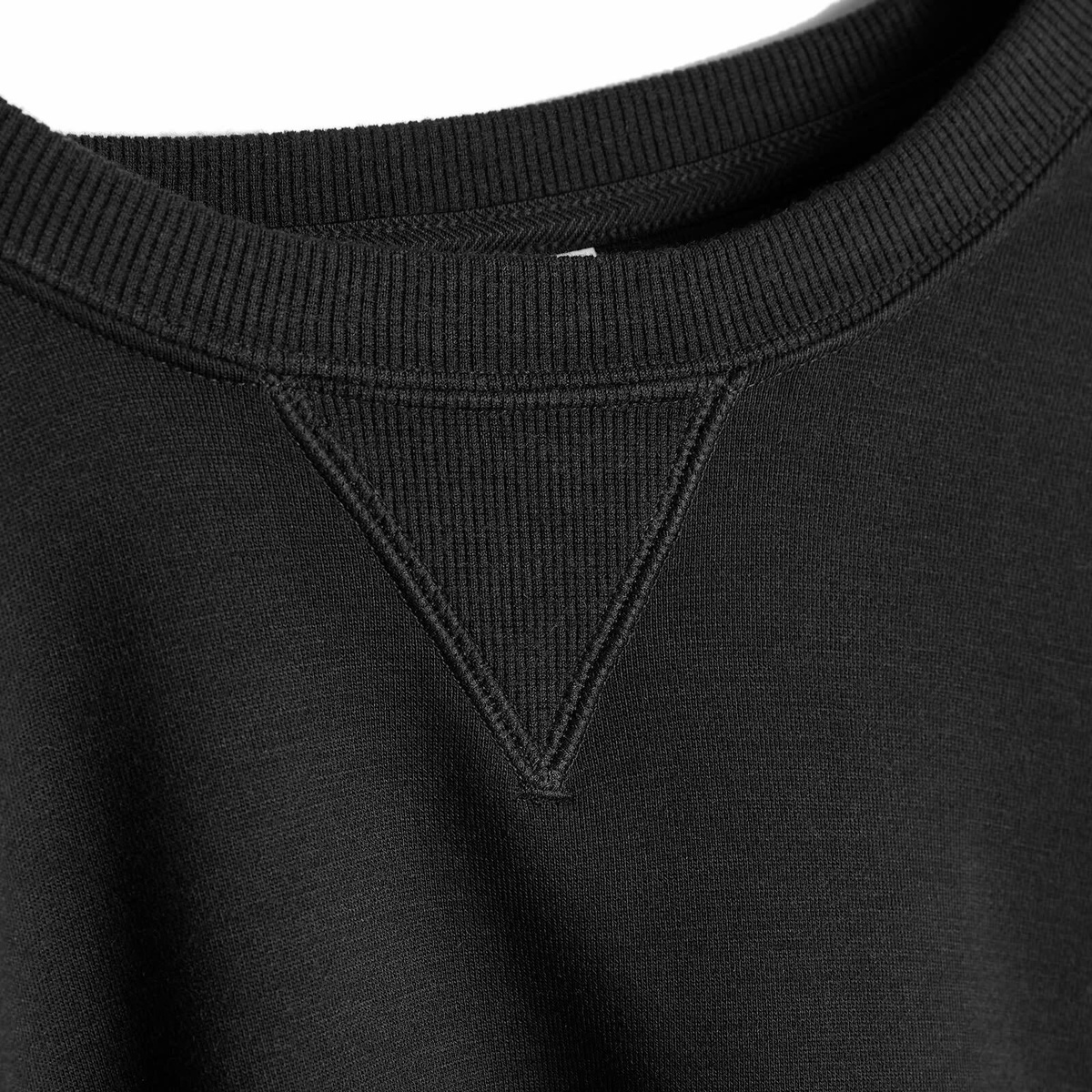 Nike Wool Classics Crew Sweat in Black