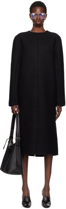 Photo: Rier Black Walker Midi Dress
