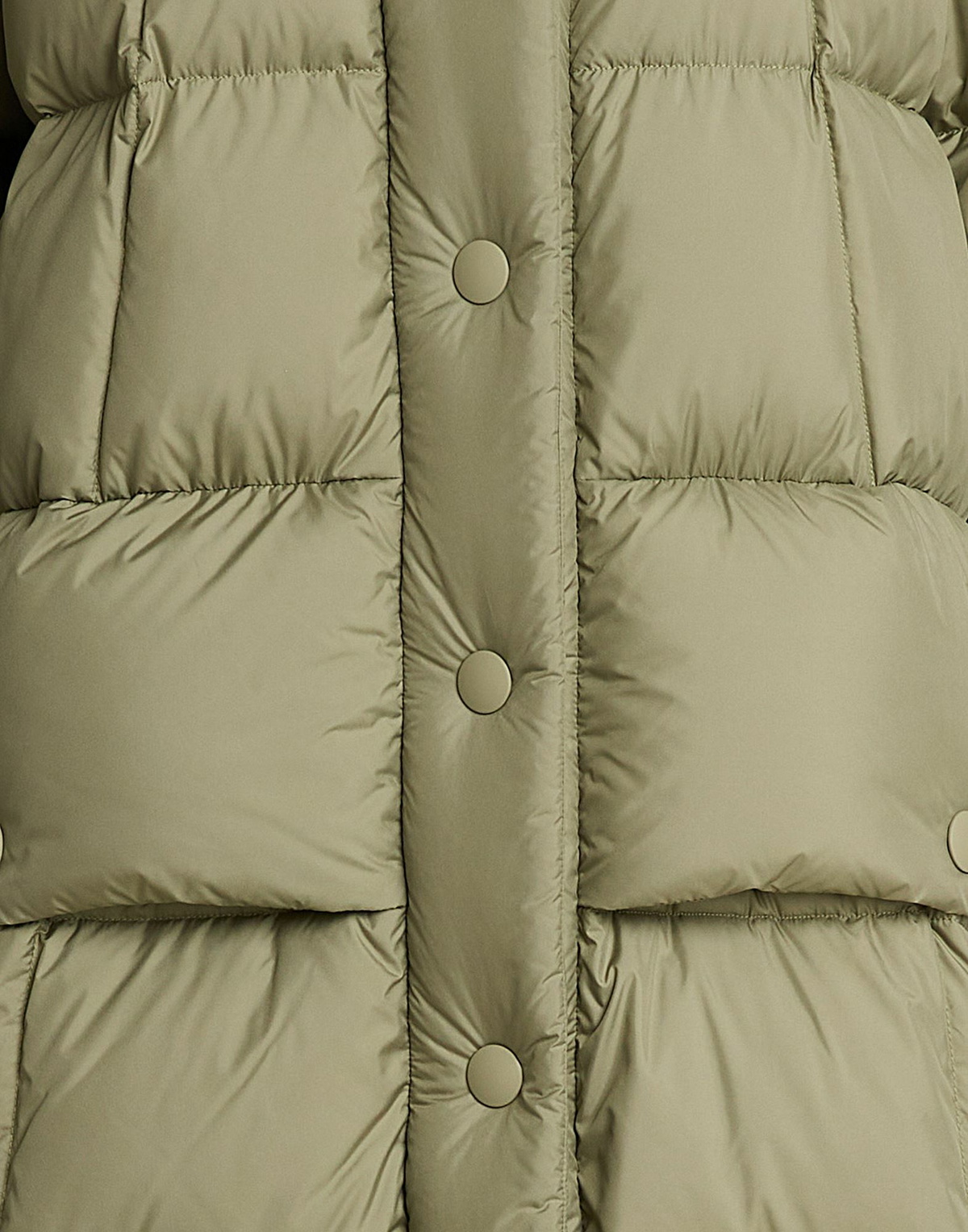 Peserico Womens Puffer Military in Green
