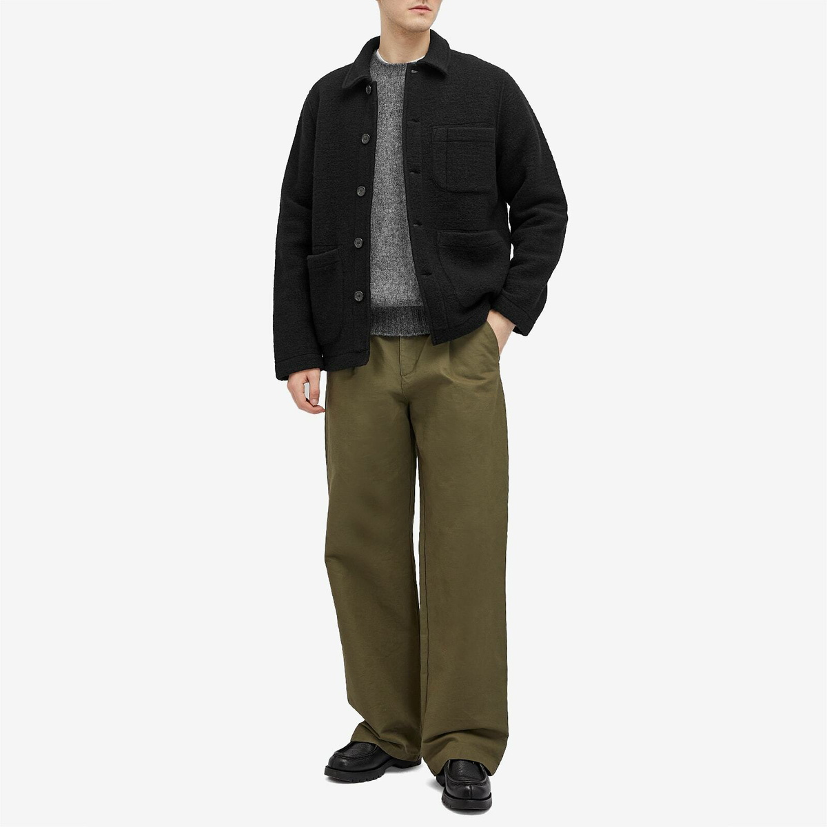 Jamieson's of Shetland Men's Crew Knit in Slate
