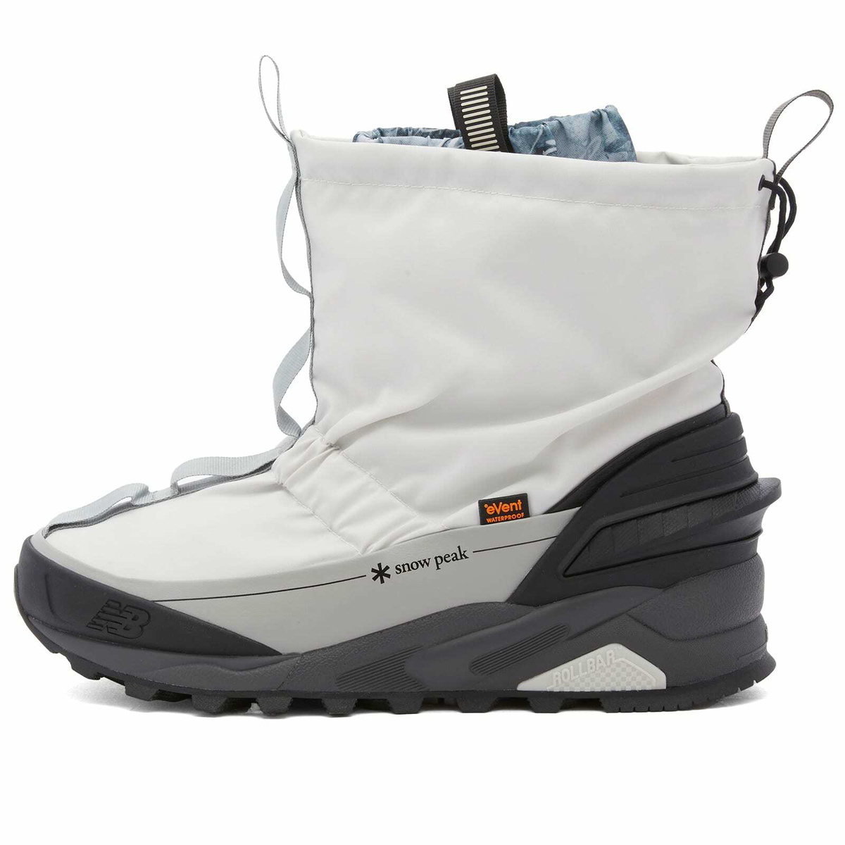 New Balance Men's x Snow Peak MSNB3SP Sneakers in White New Balance