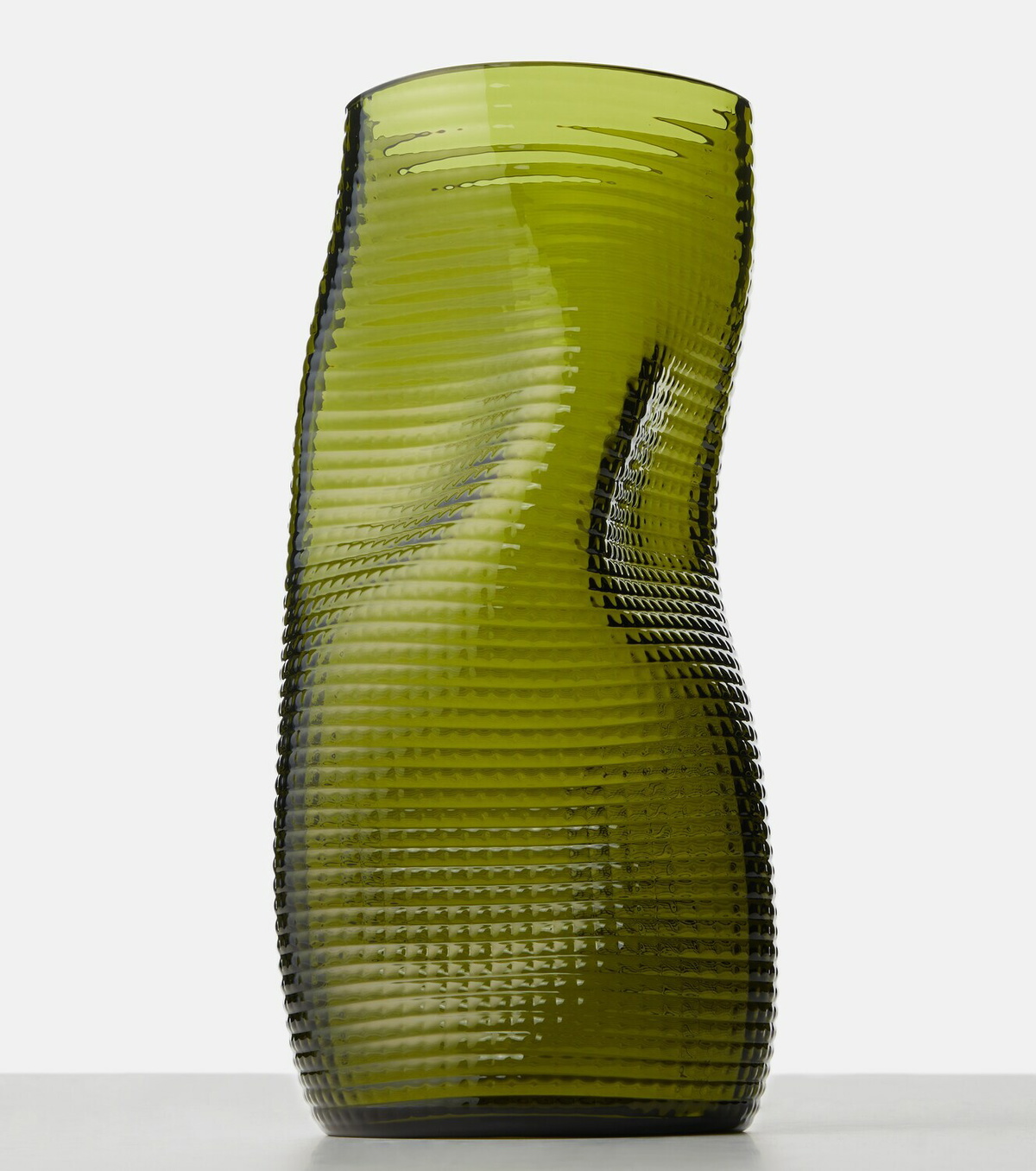 Cassina Bo Maki Coral glass vase
