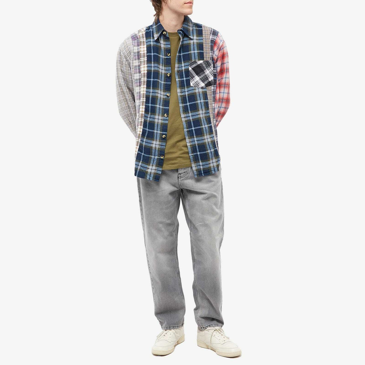 【独特のデザイン性】WTAPS Skivvies Tシャツ - 3枚パック 2色 WTAPS Men's 0 Skivvies T-Shirt - 3-Pack in Olive Drab WTAPS