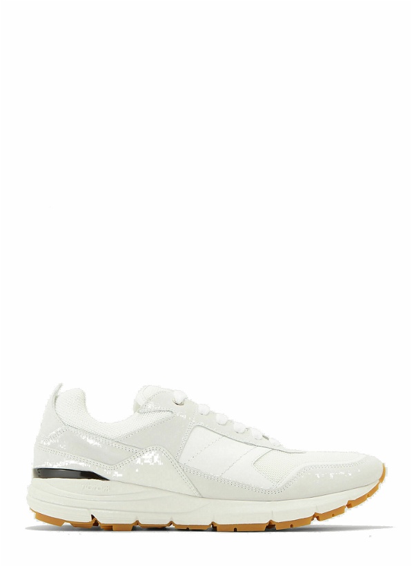 Photo: Aiezen - Running Sneakers in White