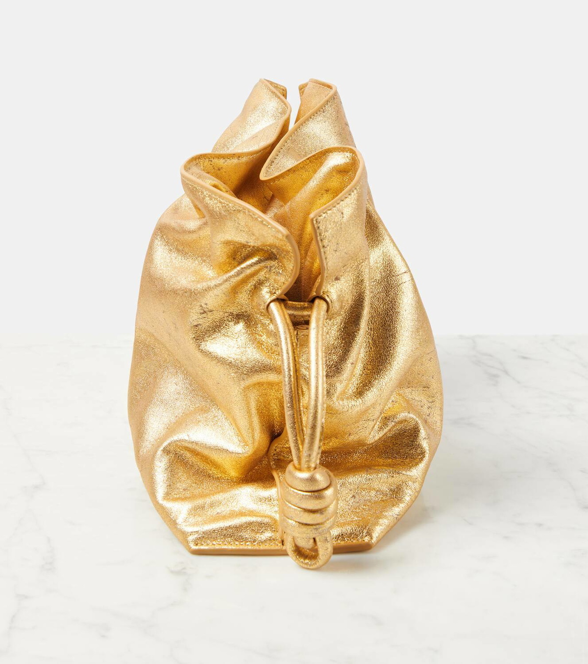 LOEWE Flamenco メタリックレザー クラッチ(ゴールド) Medium Flamenco clutch in laminated lambskin Gold - LOEWE