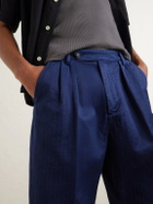 Massimo Alba - Cliff Straight-Leg Pleated Herringbone Cotton Bermuda Shorts - Blue