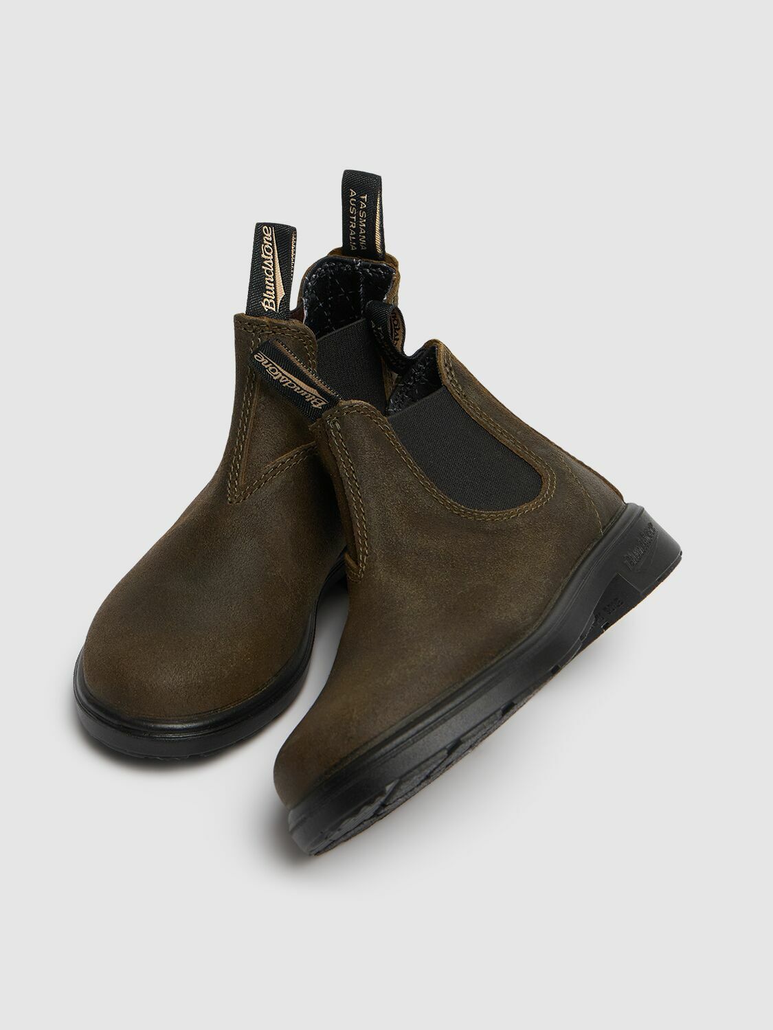 BLUNDSTONE Suede Chelsea Boots