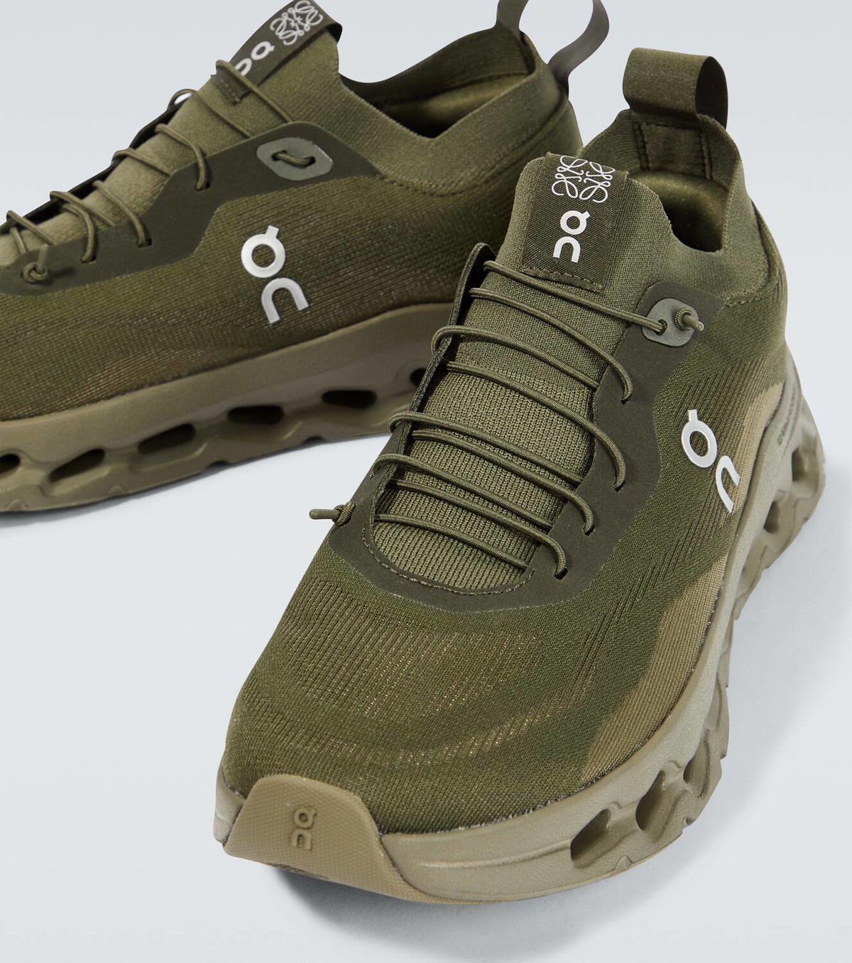 On x LOEWE ☆ Cloudtilt ‘Khaki Green’ Loewe x ON Cloudtilt 'Khaki Green' - Rainy Clouds OG