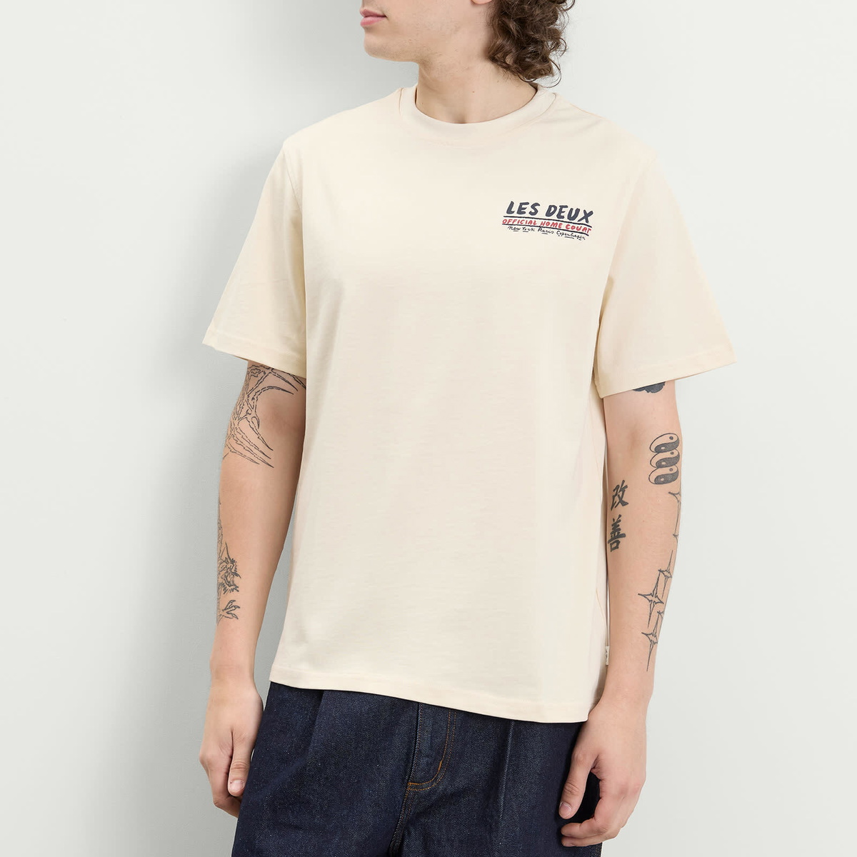 Les Deux Men's Record T-Shirt in Ivory