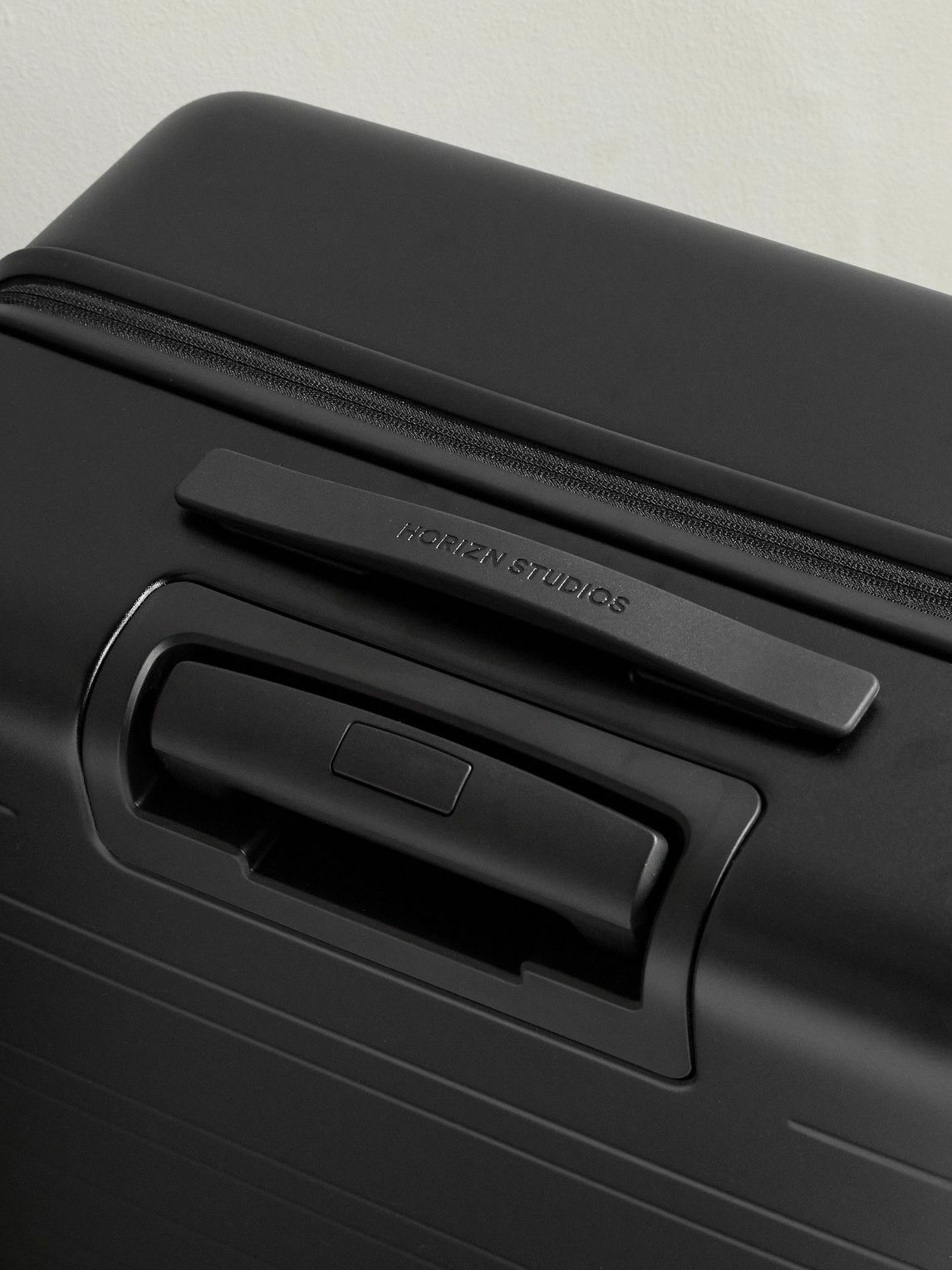 HORIZN STUDIOS - H7 Essential Hardshell Check-In Suitcase