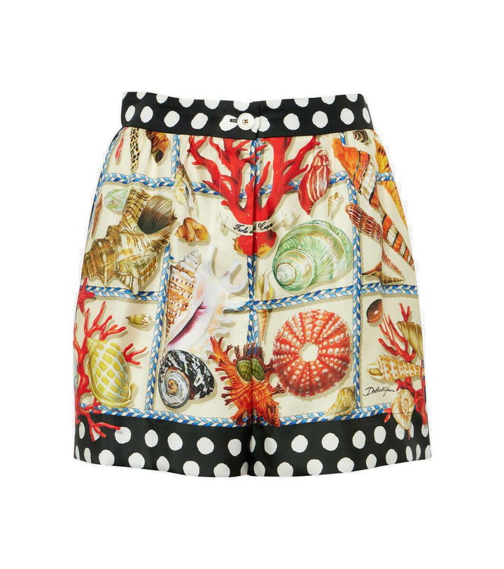 Photo: Dolce&Gabbana Capri printed silk satin shorts