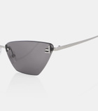 Fendi Cat-eye sunglasses