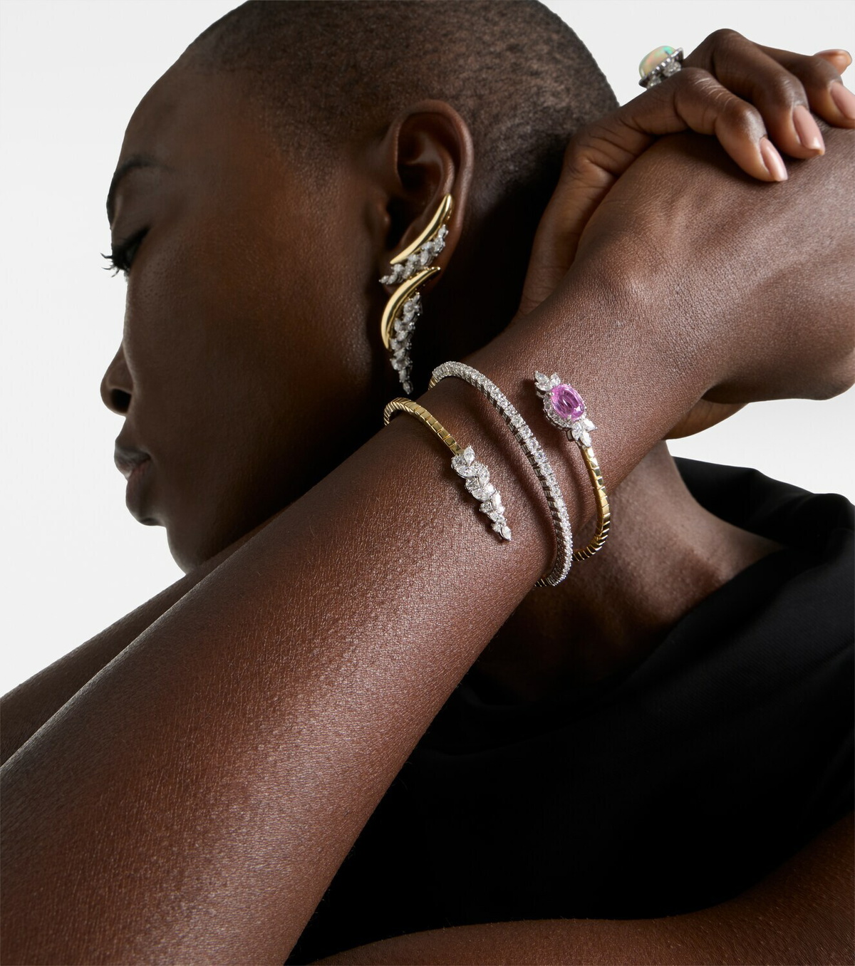 Yeprem Reign Supreme 18kt gold bangle with sapphire and diamonds