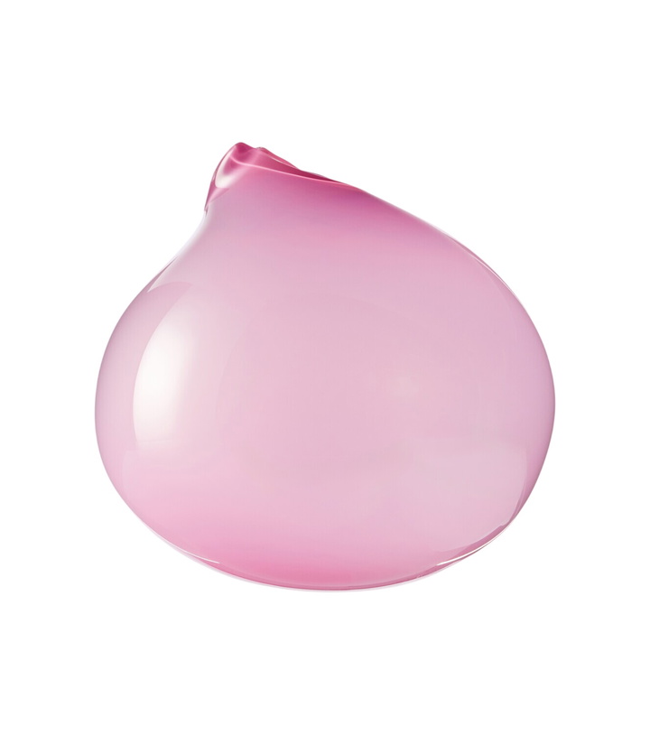 Photo: Alexa Lixfeld Cut glass vase
