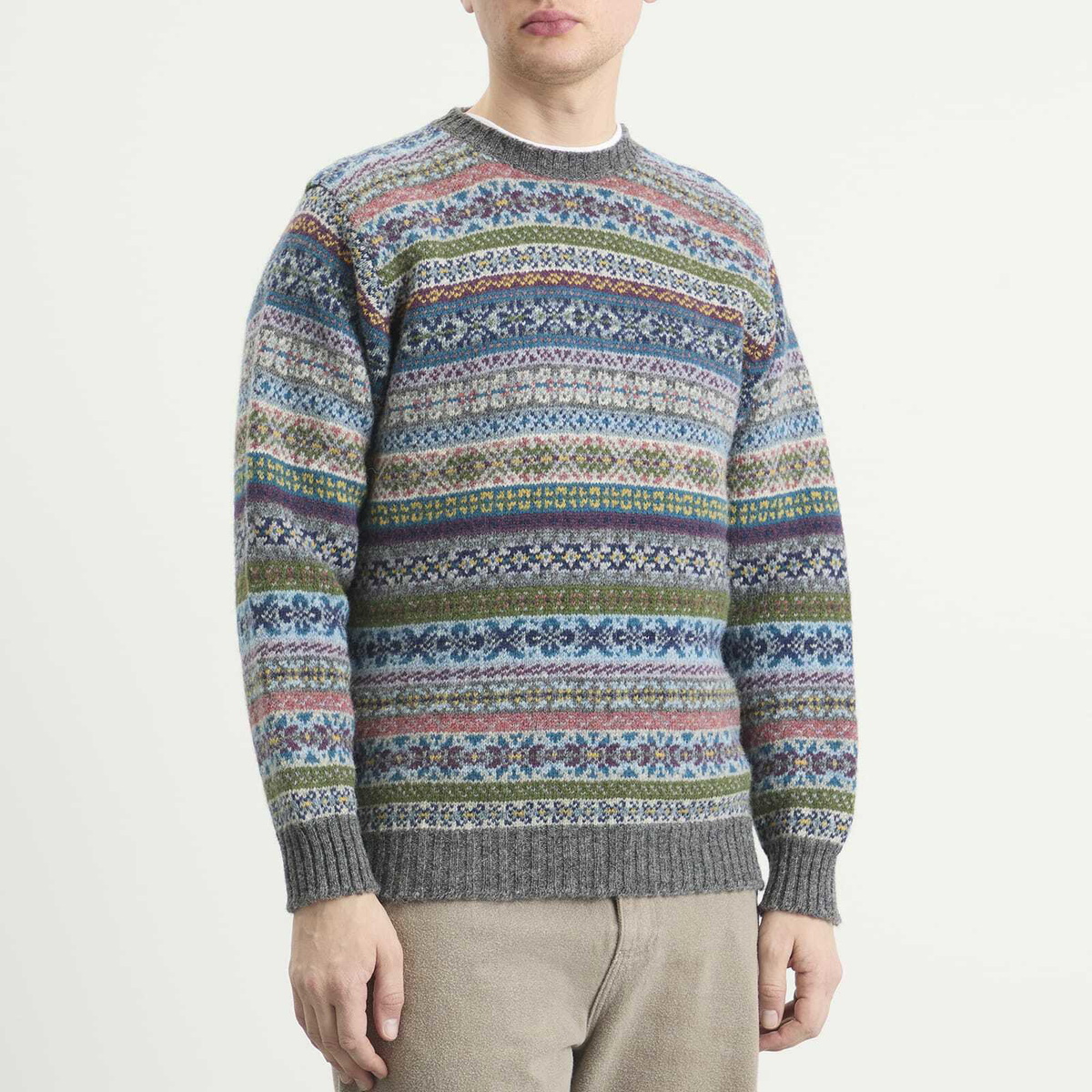 Jamieson's of Shetland Men's Jamiesons of Shetland Fair Isle Crew Knit in Grey/Blue/Green