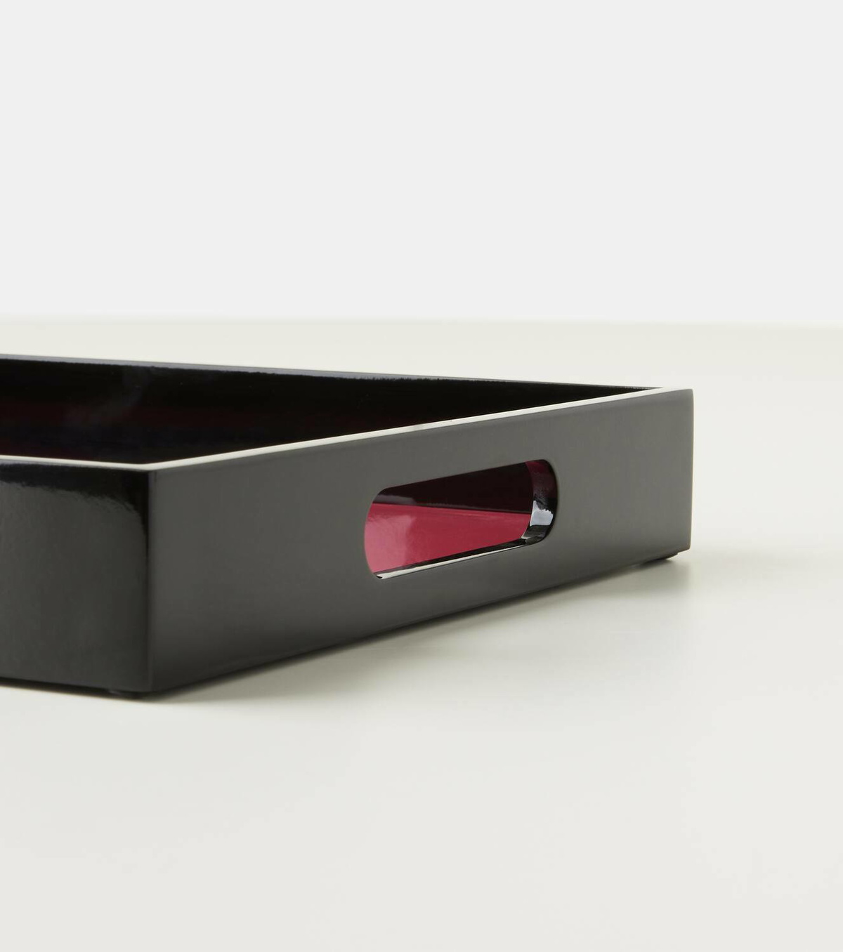 Les-Ottomans Shell lacquered wooden tray