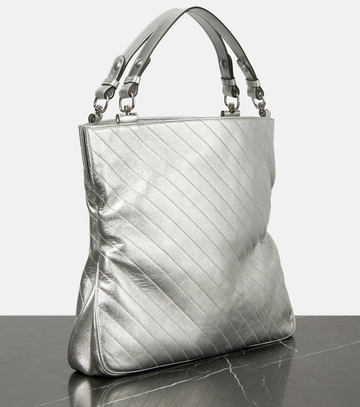 Gucci Blondie Medium metallic leather shoulder bag