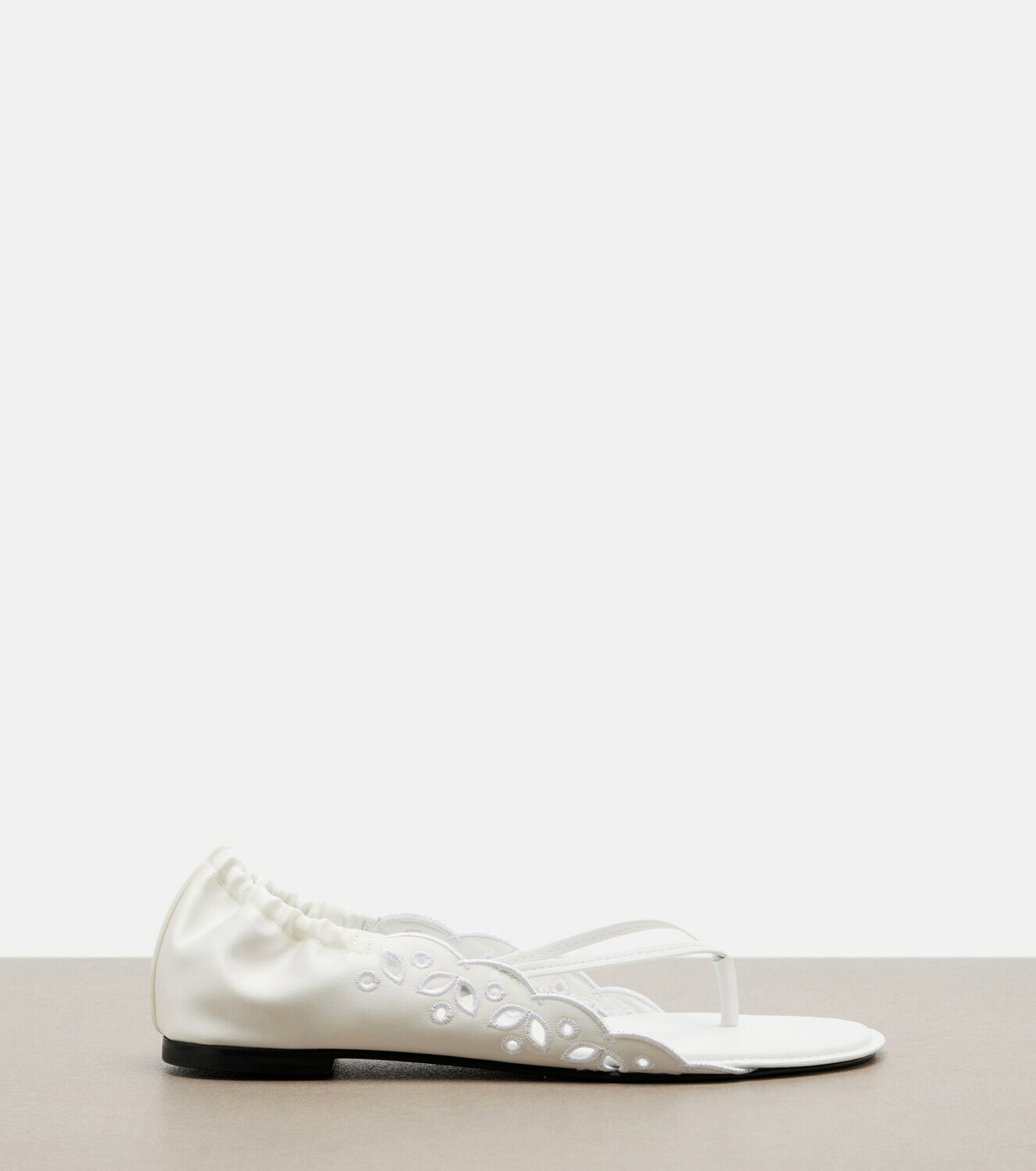 Jacquemus Satin thong sandals